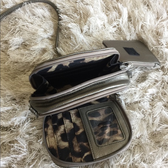 Jessica Simpson Small Handbag - Picture 3 of 3